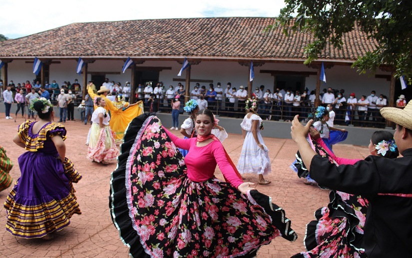 trajes
